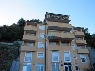 Opatija u blizini centra kuća s 15 apartmana