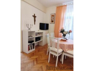 Senj,50 m2, 2S+DB, centar, u blizini mora