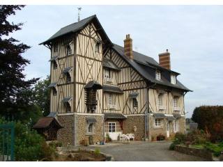 Savigny Le Vieux , Manche , Lower..