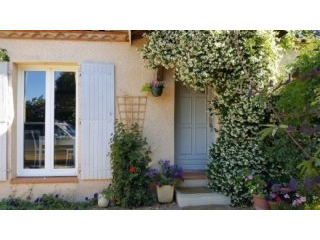 Very Charming Single Storey Villa With..