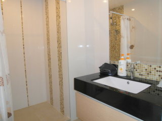Brand new, fully furnished holiday park..