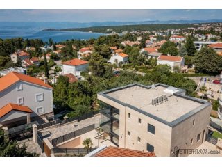 Penthouse u Malinskoj-bazen-pogled more!