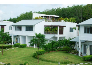Grove Garden - 3 Bedroom Condo on the..