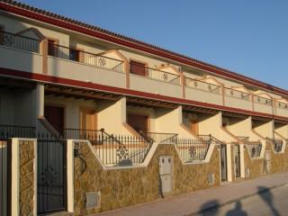 Key ready townhouses in Aviles