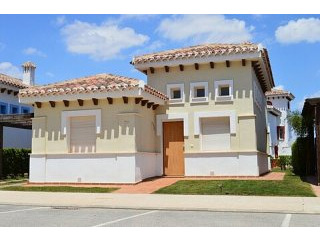 * 2 BED BUNGALOW STYLE VILLA