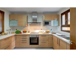 Three Bedroom Pinsapo Villa, 22..