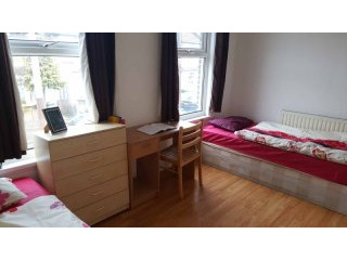 Room share for women, Zone 3, Leyton