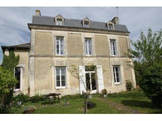 5 bedroom House For Sale: 86110 VIENNE