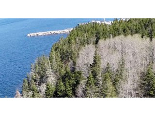 Land For Sale: Lot 8 Endeavour Avenue..