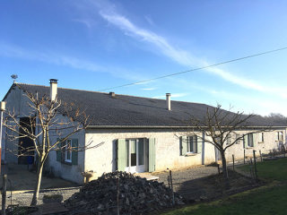 Well Renovated Stone House With Huge..