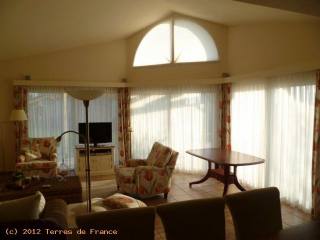 Nice Holiday Villa Near The Sea Chateau..