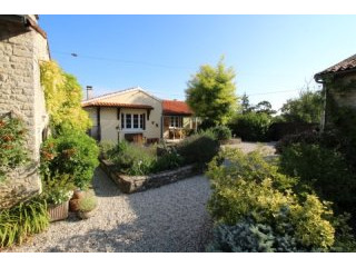 Renovated House With Three Gites And..