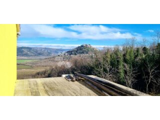 KUĆA S WOW POGLEDOM NA MOTOVUN