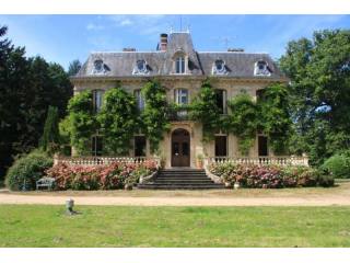 7 bedroom Manor House For Sale: 03380..