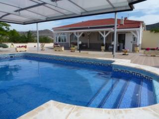 Villa in Hondon de los Frailes, Alicante