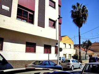 2 Bed Aparment next to Beach