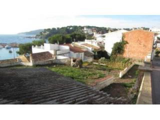 FANTASTIC PLOT FOR SALE IN THE 1ST SEA..