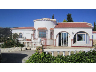 Chalet for Sale in Competa, Competa..