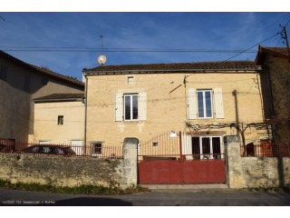 Gorgeous Old Farmhouse In Ruffec Having..