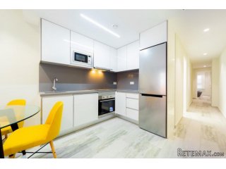 Los apartamentos se ubican en Torrevieja, muy cerca del..