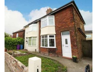 3 bedroom, Semi-detached House house..