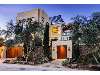 3 bedroom House For Sale: 515 Ridge..