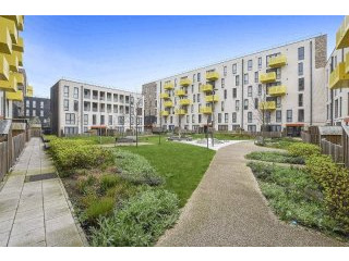 1 Bedroom Purpose Built, Leasehold