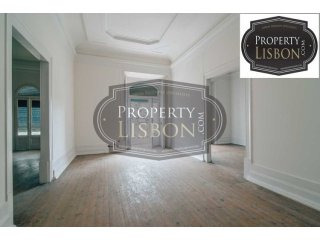 500 M2 T8 Lisbon Apartment for Sale..