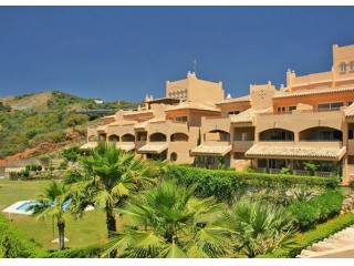 2 Bed Apartment for sale in Marbella