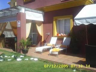 2 bedroom Terraced House For Sale: Urb..