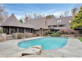 5 bedroom House For Sale: 7 RIDGE ROAD..