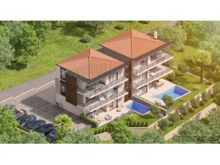 Apartman na samo 250 m od mora! Njivice!