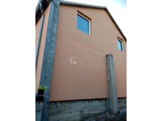GOLUBIĆ - KNIN - kuća i 913 m2 dvorišta