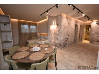 Luksuzni apartman s bazenom na krovnoj terasi! Njivice
