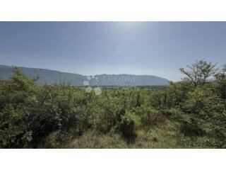 Građevinsko zemljište 951 m2