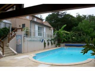 5 bedroom Villa For Sale: 79000 NIORT
