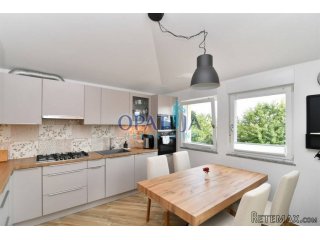 Kastav - penthouse s pogledom na more