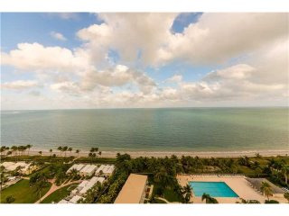 2 bedroom Flat For Sale: 881 Ocean Dr #..