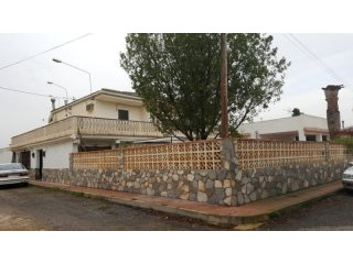 Impressive 9 Bedroom Detached Villa For..