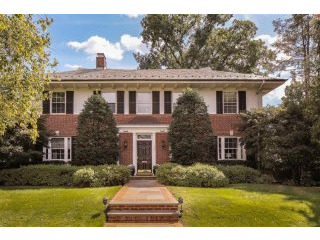 5 bedroom House For Sale: 150 Overhill..