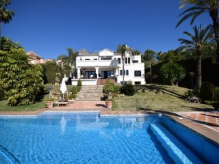 9 Bedroom Villa For Sale Situated In..