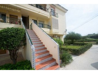 2 bedroom, 1 bathroom Apartment, (build..
