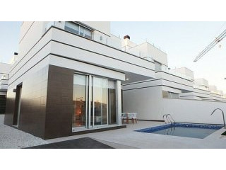 * STYLISH AND MODERN DETACHED VILLAS..