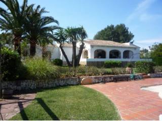 4 Bed 3 Bath Villa Javea*
