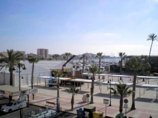 South Facing 3 Bedroom Apartment In Lo..