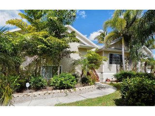4 bedroom House For Sale: 379 Dolphin..