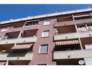 2 bedroom, 1 bathroom Apartment, Urban..