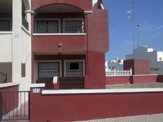 * Ground Floor Apartment with huge..