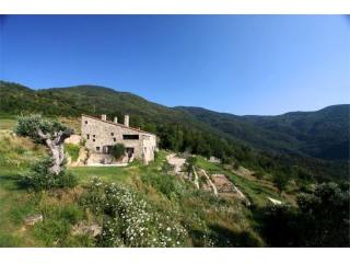 Stunning Estate, Situated In The South..