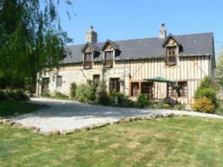 House with 9 Hectares Equestiran Land